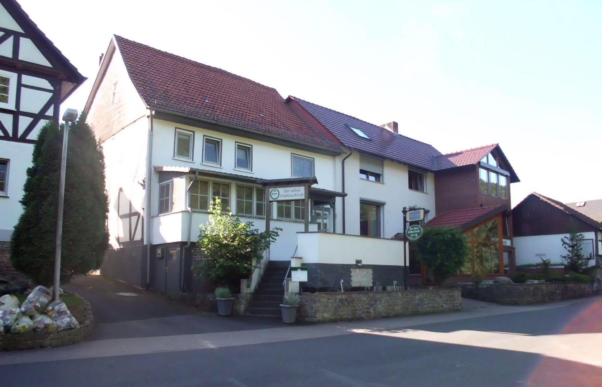 Zur Alten Fuldaschleife Guxhagen Esterno foto